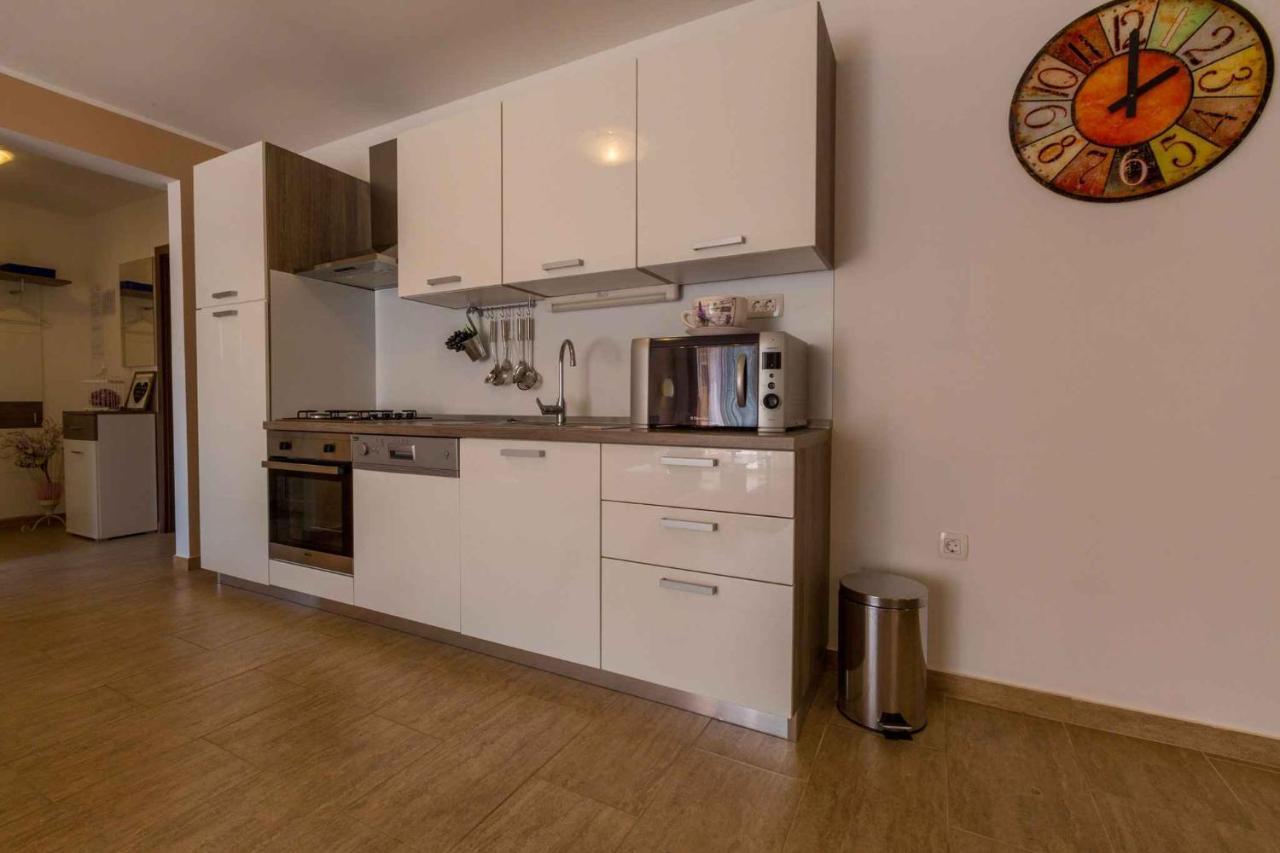 Holiday Home In Grizane 39285 Экстерьер фото