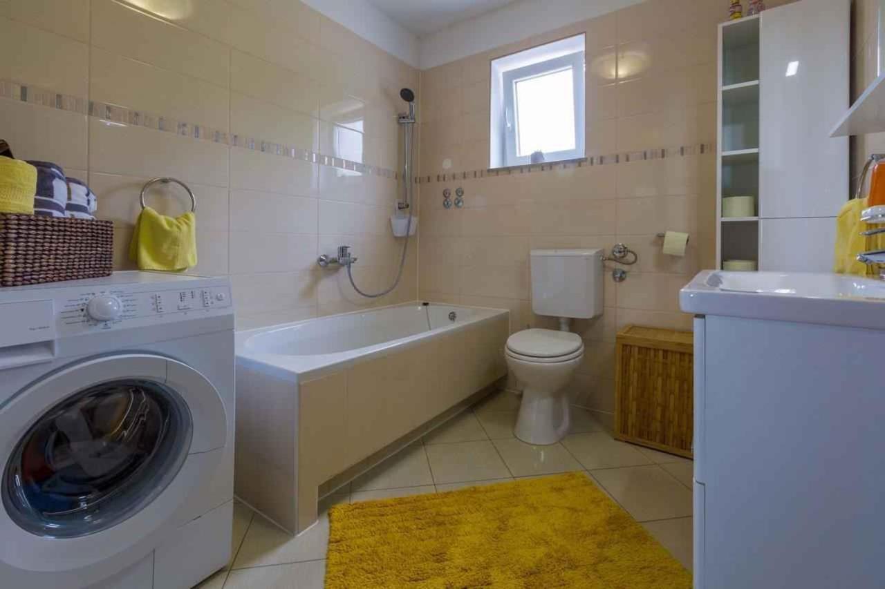 Holiday Home In Grizane 39285 Экстерьер фото