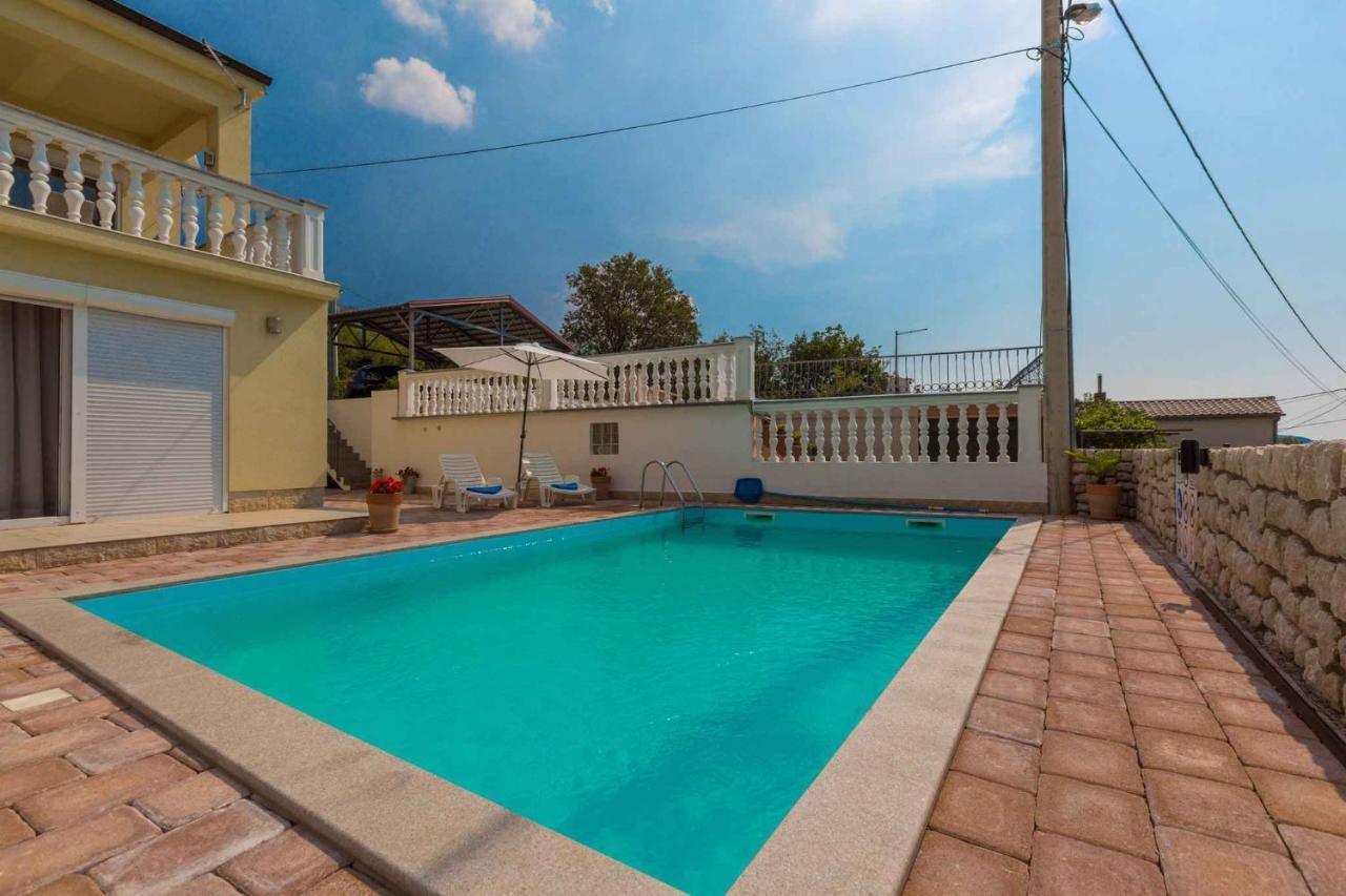 Holiday Home In Grizane 39285 Экстерьер фото