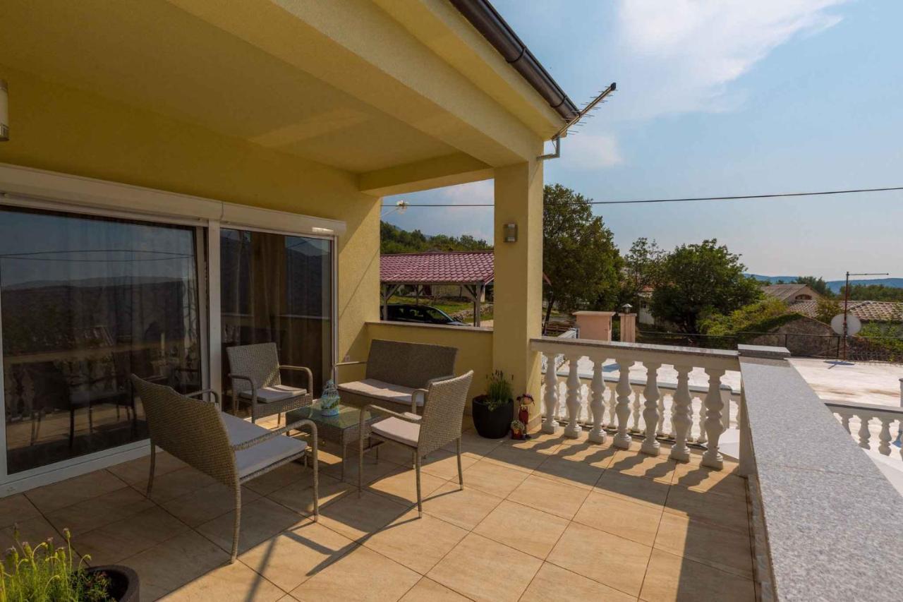 Holiday Home In Grizane 39285 Экстерьер фото