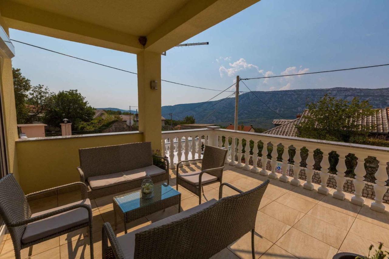 Holiday Home In Grizane 39285 Экстерьер фото