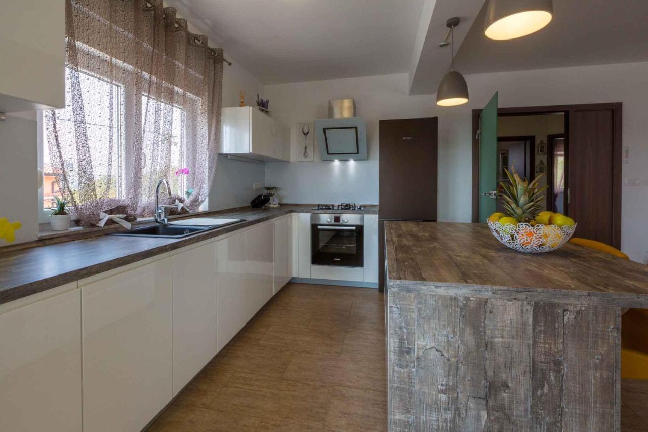 Holiday Home In Grizane 39285 Экстерьер фото